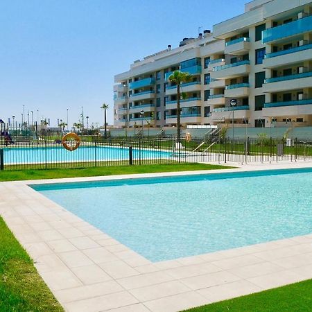 Playa Los Alamos, Descanso Y Ocio En Torremolinos Exterior photo